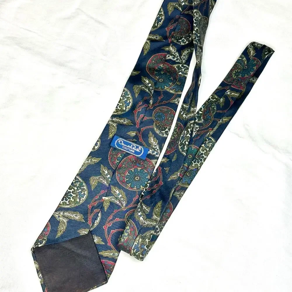Oscar de la Renta Couture Tie